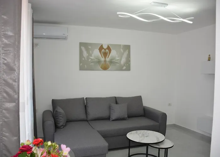 Apartament Cela Zhaban