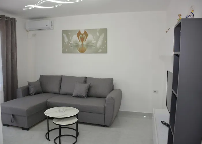 Apartament Cela *